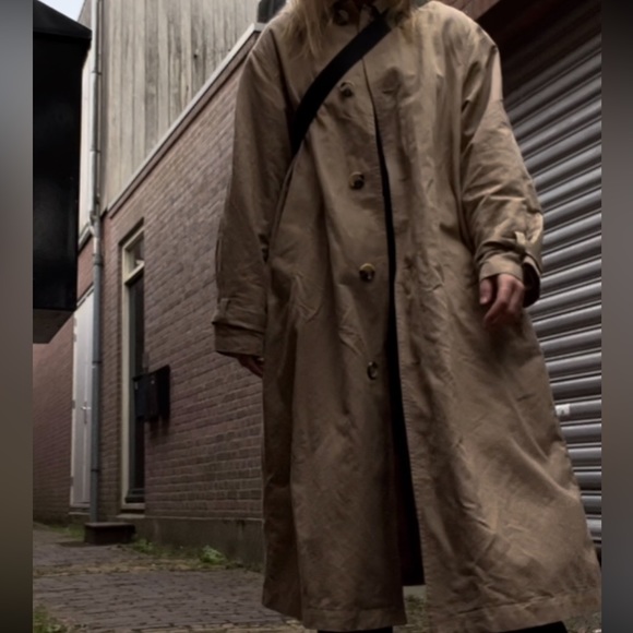 Arket Trench Coat - Picture 5 of 5